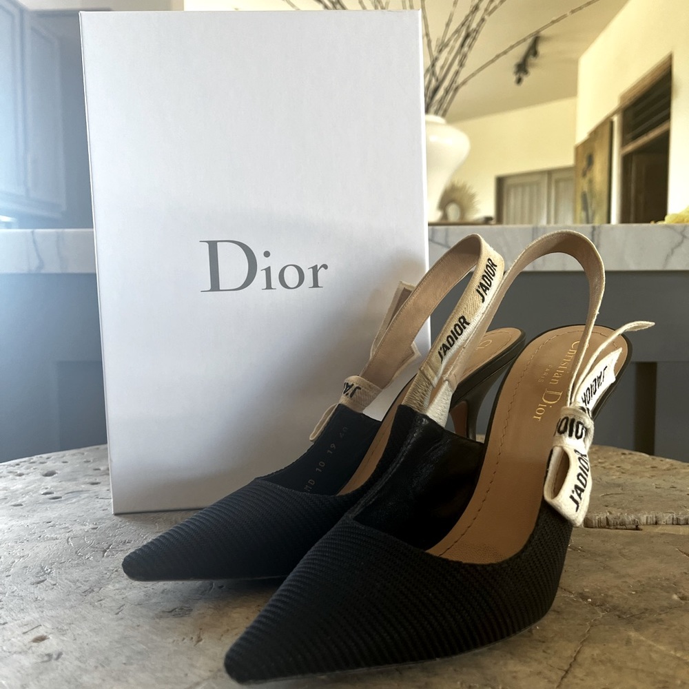 J'ADIOR SLINGBACK PUMP